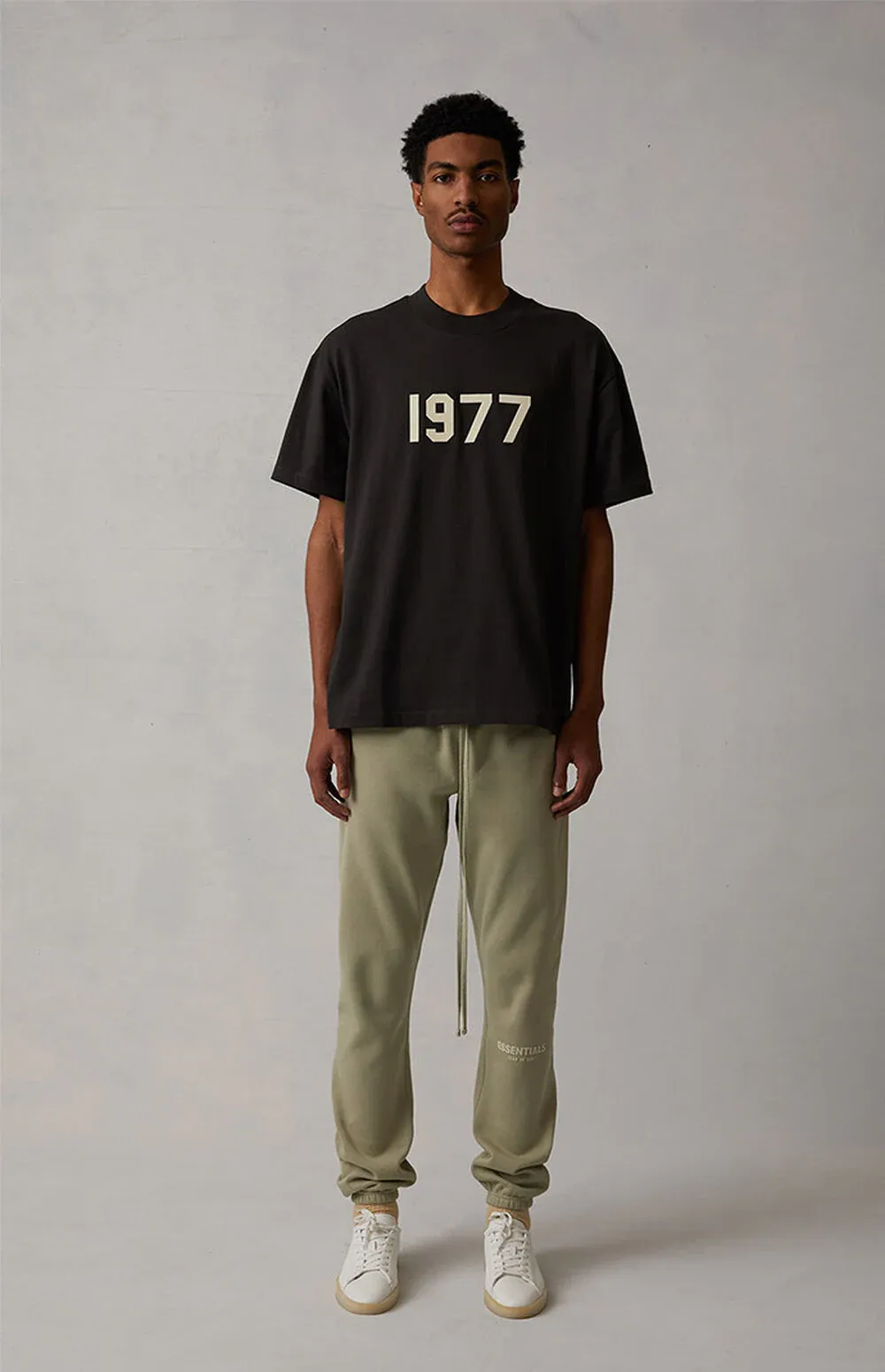 FEAR OF GOD ESSENTIALS FOG "1977" Iron T-Shirt Tee