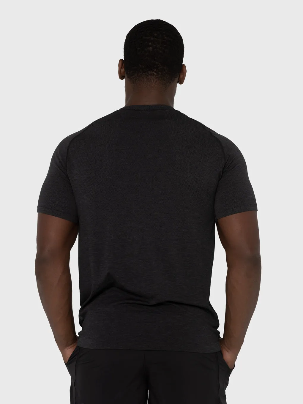 LULULEMON DEEP COAL BLACK METAL VENT TECH TEE