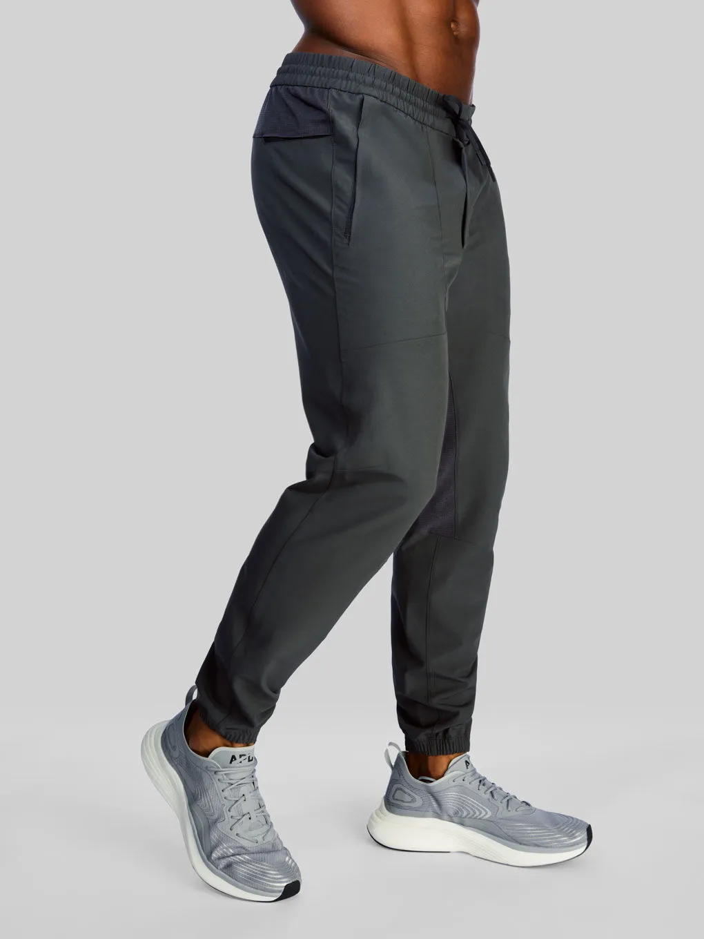 LULULEMON GREY LICENSE TO TRAIN JOGGER