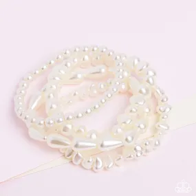 Paparazzi Gossip PEARL - White Stretchy Bracelet